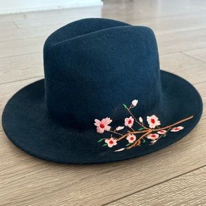 Wool felt hat, G. Viteri brand